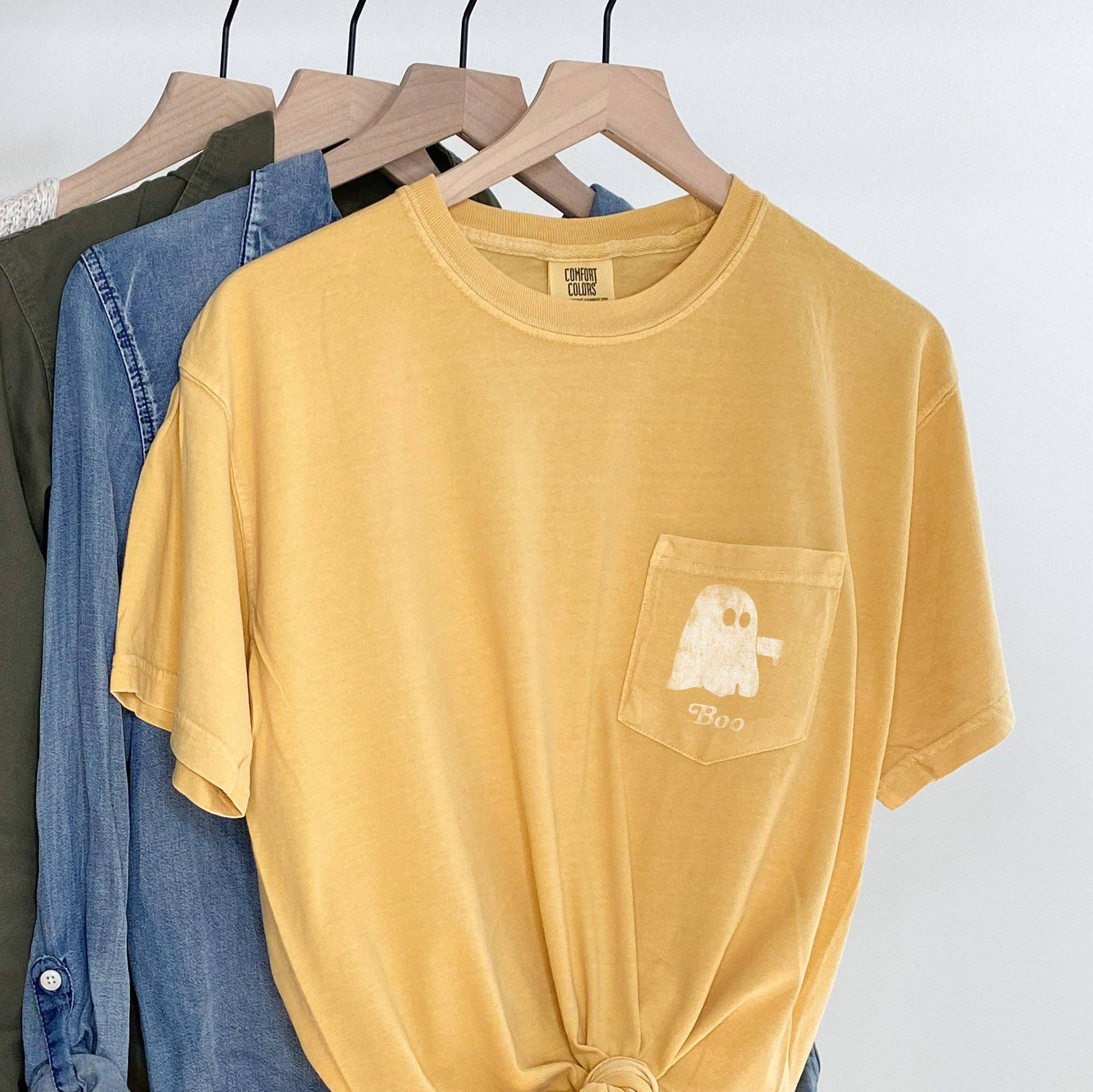 Ghost Boo Thumb Halloween Pocket T-shirt White Print